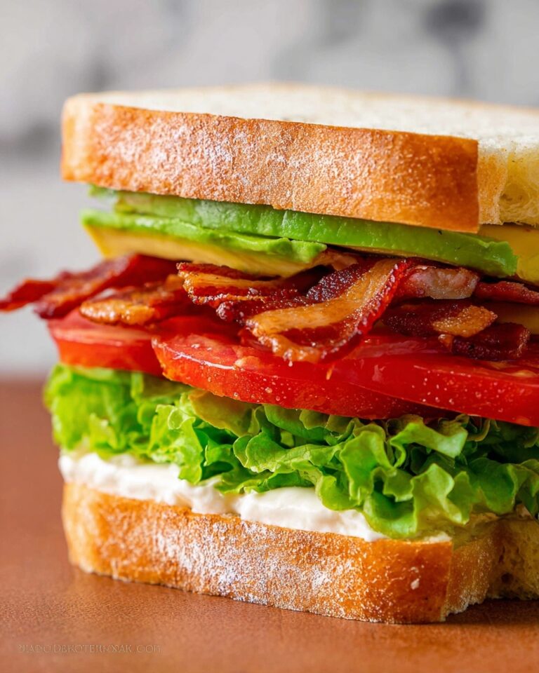 BLT Sandwich with the Best Sauce Recipe