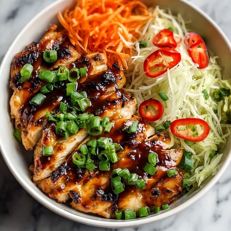 Irresistibly Juicy Vietnamese Lemongrass Chicken Noodles Recipe